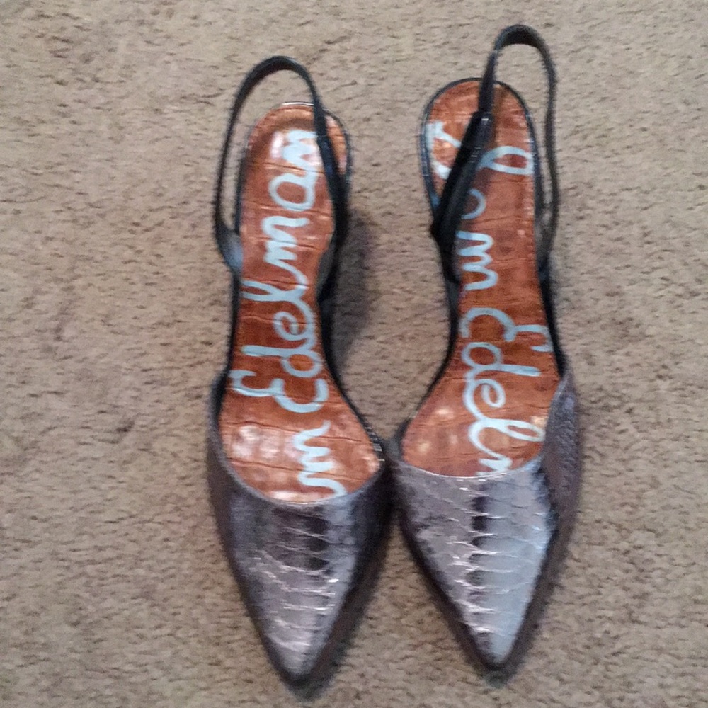 Woman shoes